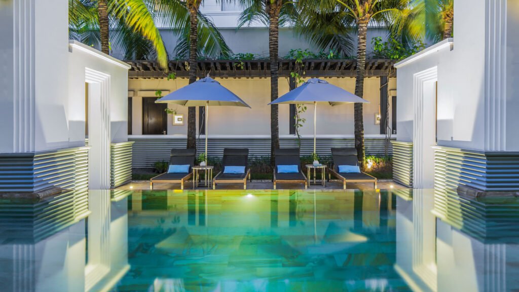 Hotel Swimming Pools