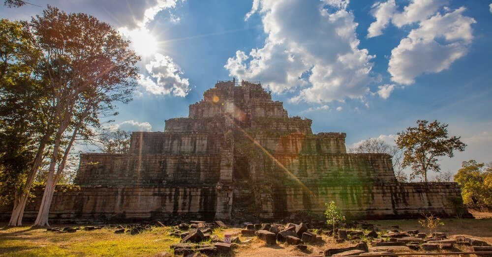 A Full Guide for Best 10 Things to Do in Siem Reap and 16 must visit Siem Reap Attractions